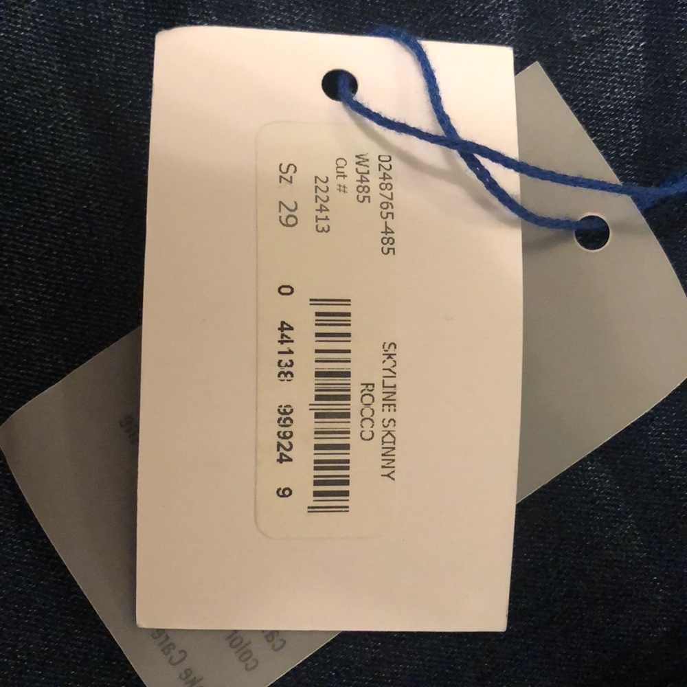NWT Paige Skyline Skinny
